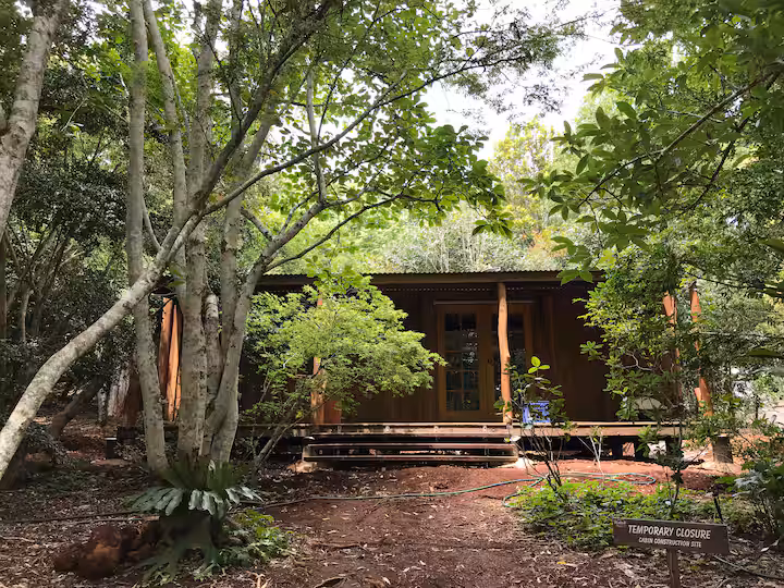 Book Mapleton Eco Friendly Lodge: Best 2026 Sustainable Packages